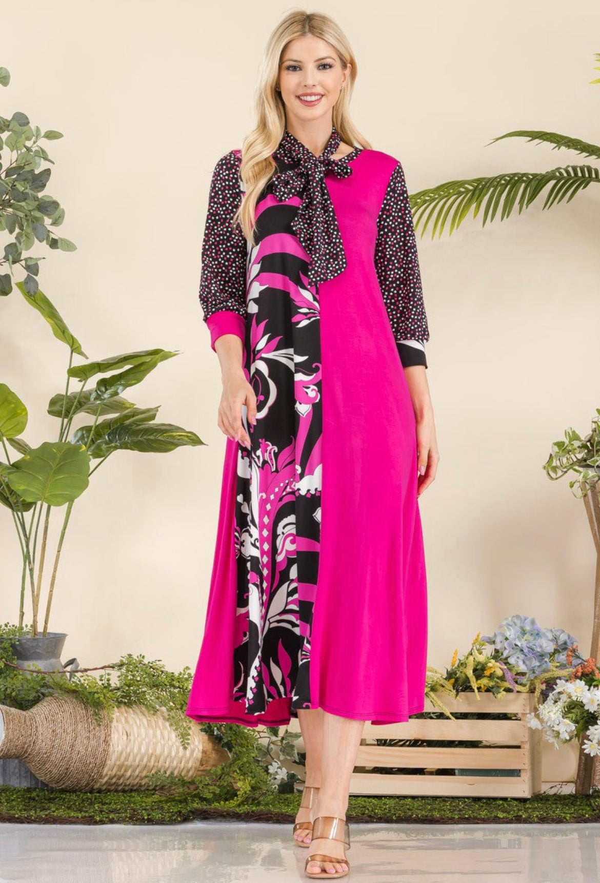 TENT DRESS WITH FLORAL CONTRAST AND TIE