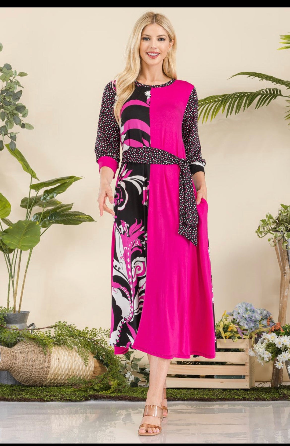 TENT DRESS WITH FLORAL CONTRAST AND TIE