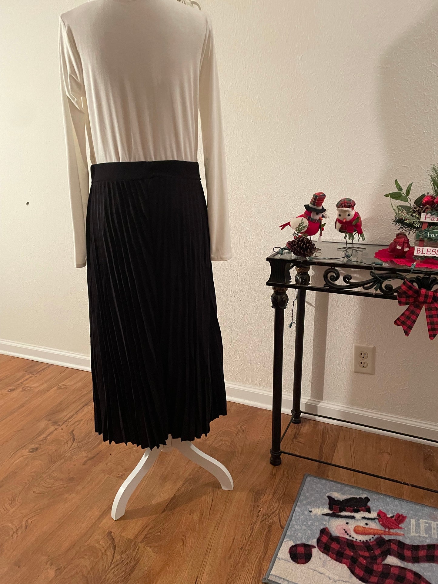 High or low waist pleated skirt