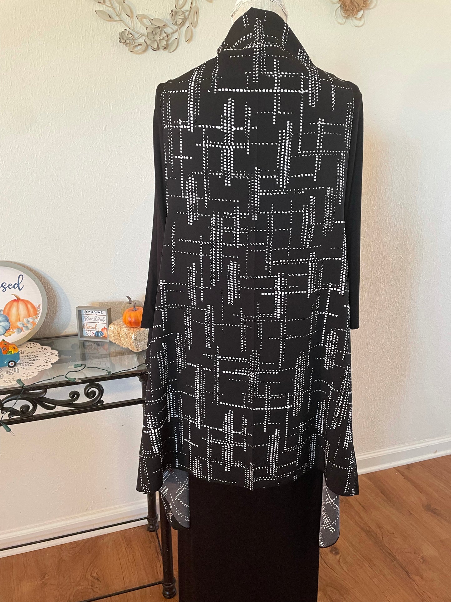 Abstract print vest