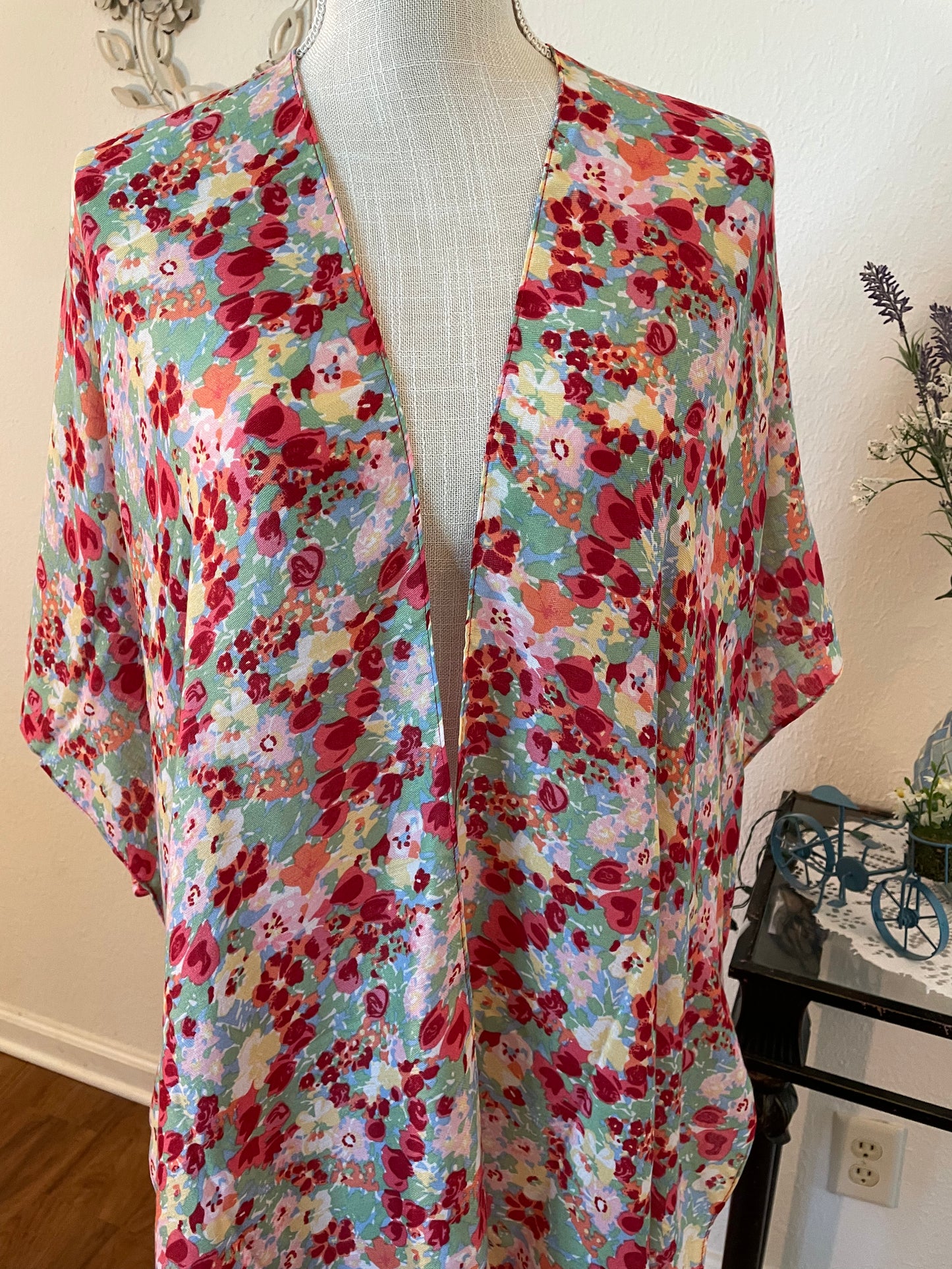 Small floral print kimono